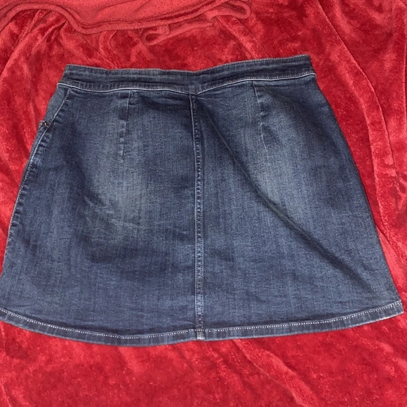 Express denim jeans button Down mini skirt Sz 10 - Picture 4 of 12